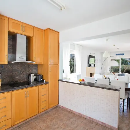 Tv5 Villa