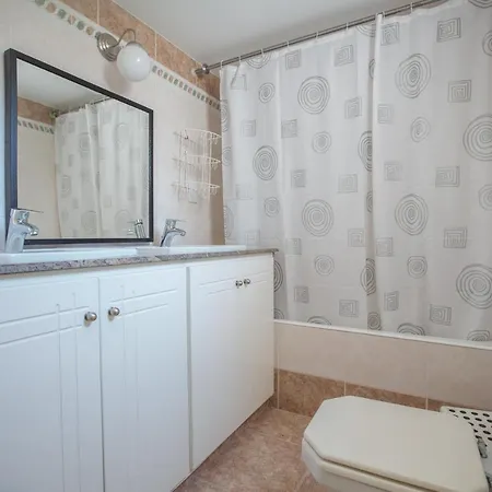 Villa Tv5 *
